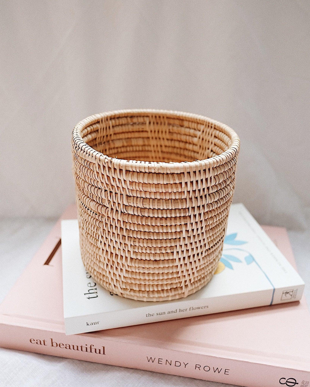 Large Thyme Rattan Utensil Holder | Olive & Iris
