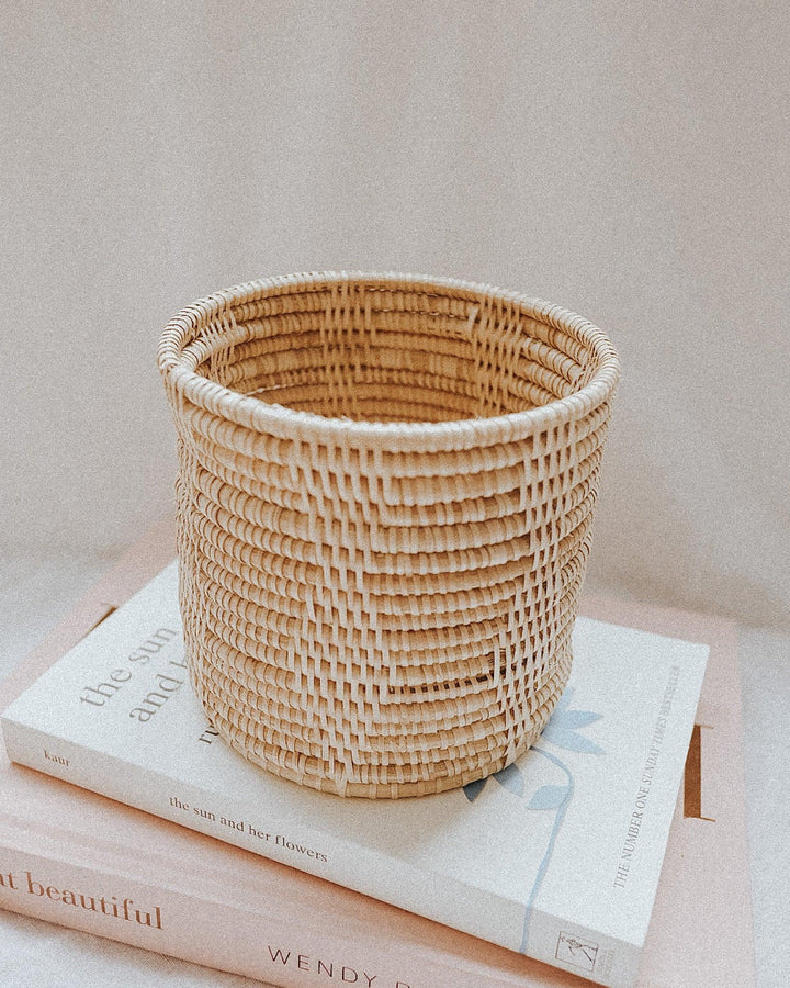 Large Thyme Rattan Utensil Holder | Olive & Iris