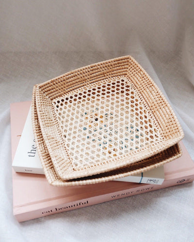 Beth Handwoven Rattan Plate | Olive & Iris
