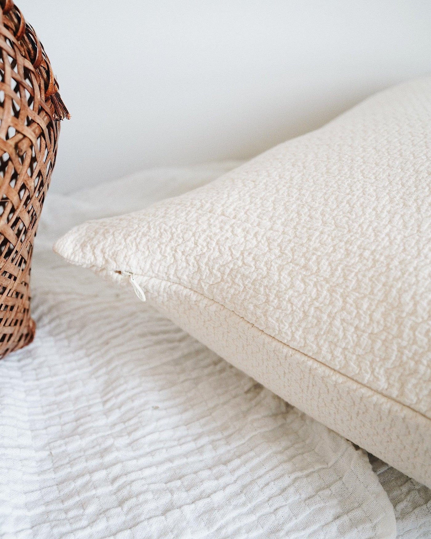 Gasalong Pillow Cover | Olive & Iris