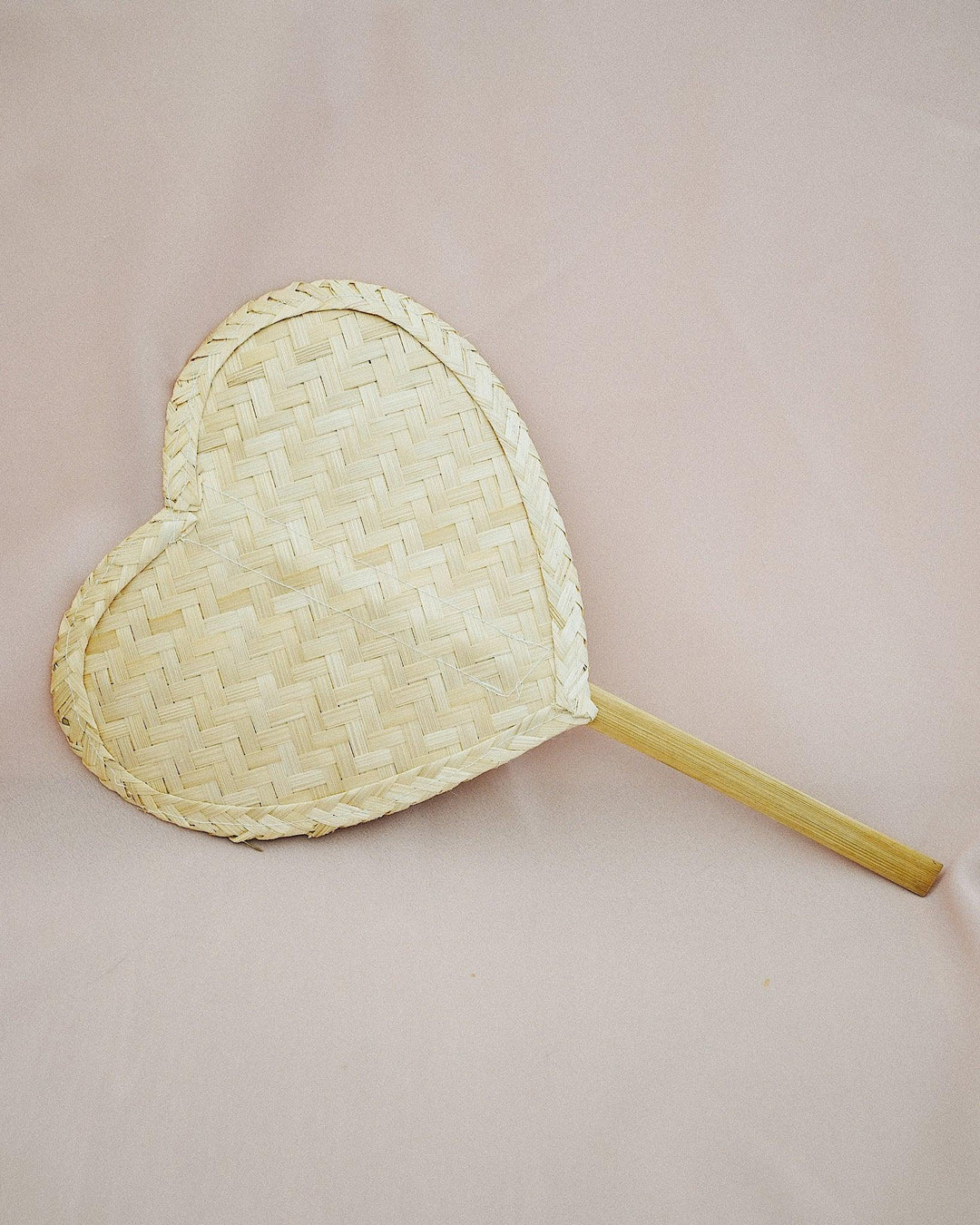 Heart Straw Hand Fan No.5 | Olive & Iris