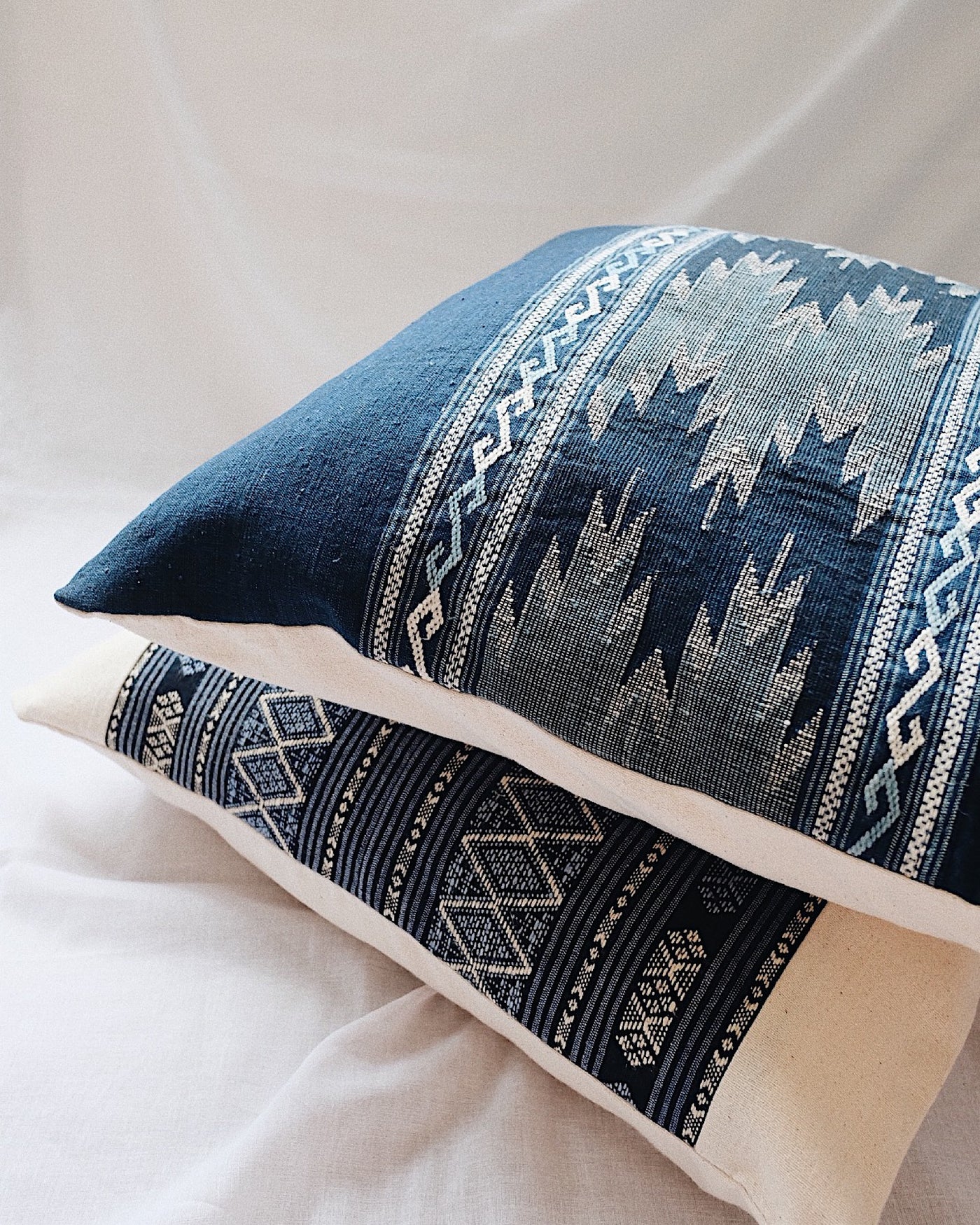 Hill Tribe Handwoven Pillow Cover No.2 | Olive & Iris