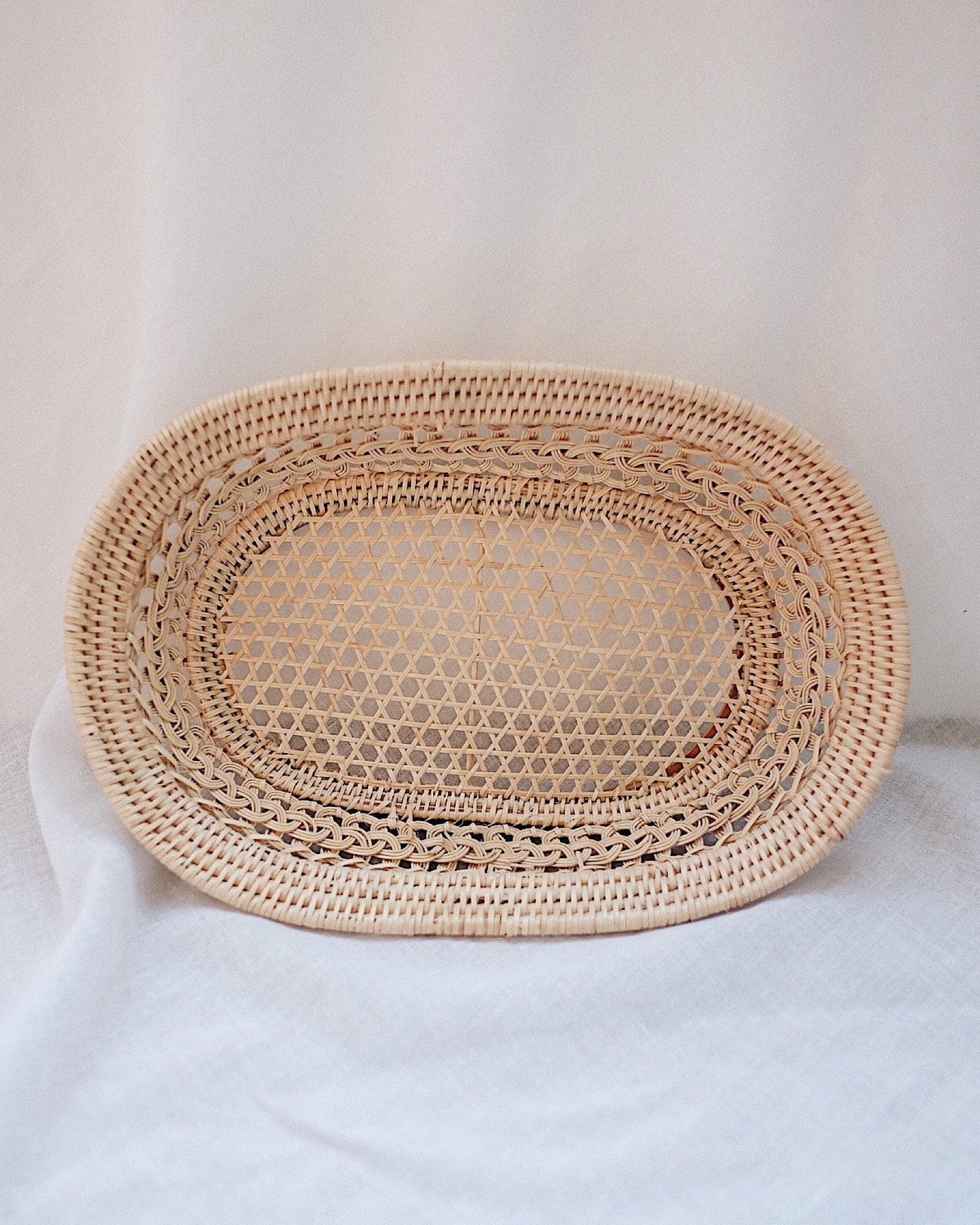 Magnolia Oval Handwoven Rattan Tray | Olive & Iris