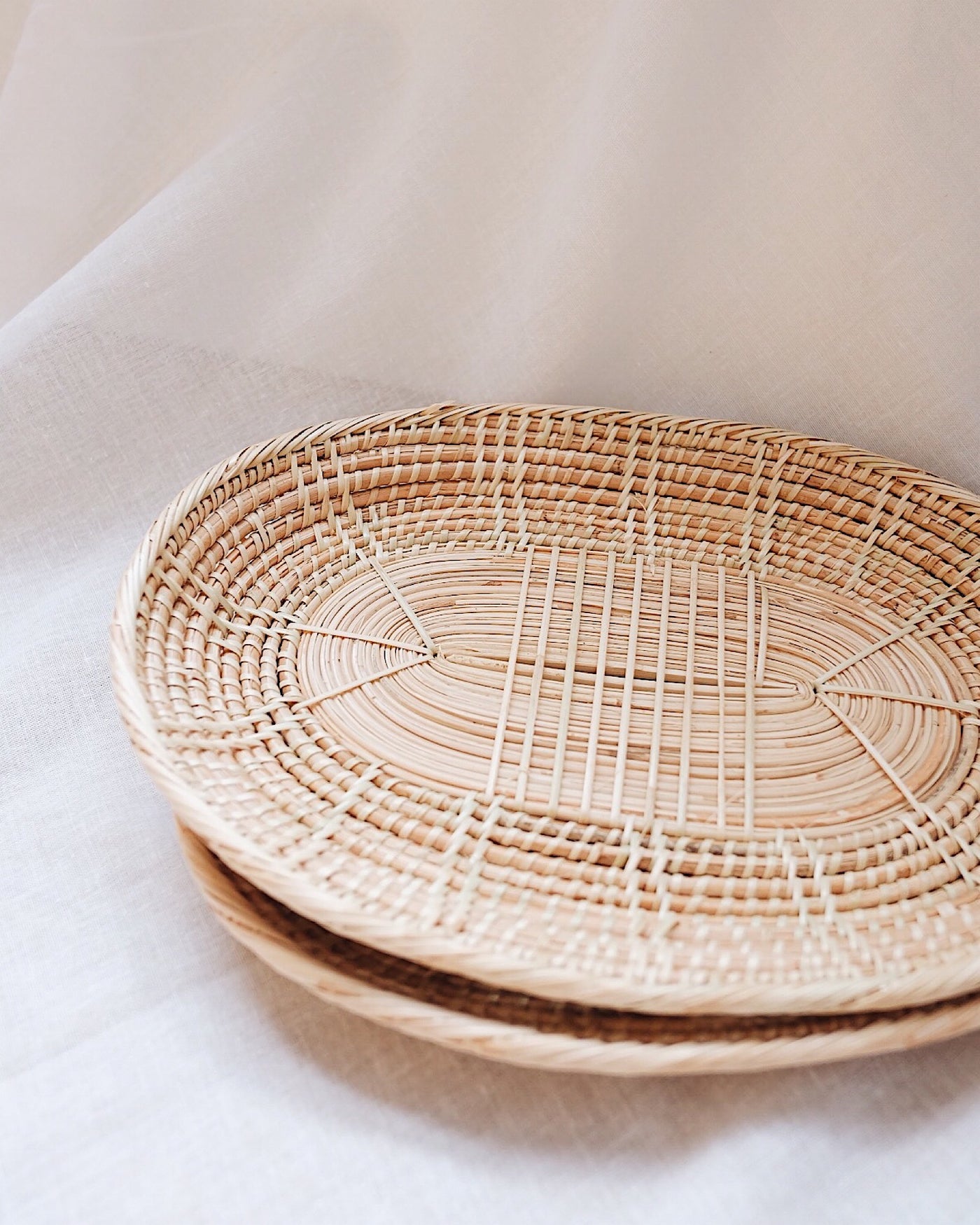 Oval Handwoven Rattan Plate/Tray | Olive & Iris