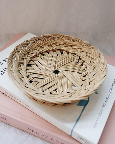 Petite Lily Handwoven Plate | Olive & Iris 