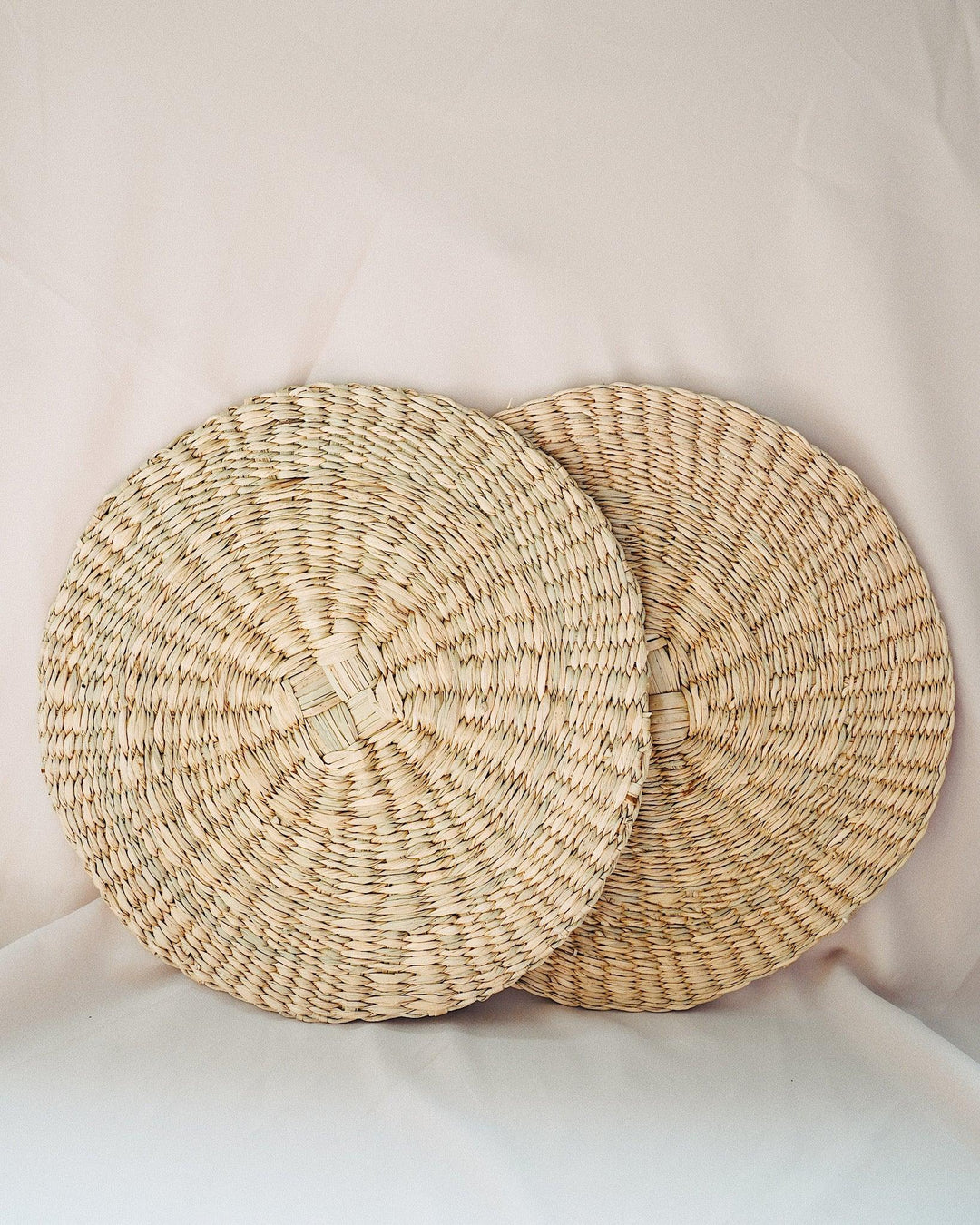 Round Woven Sedge Placemat | Olive & Iris