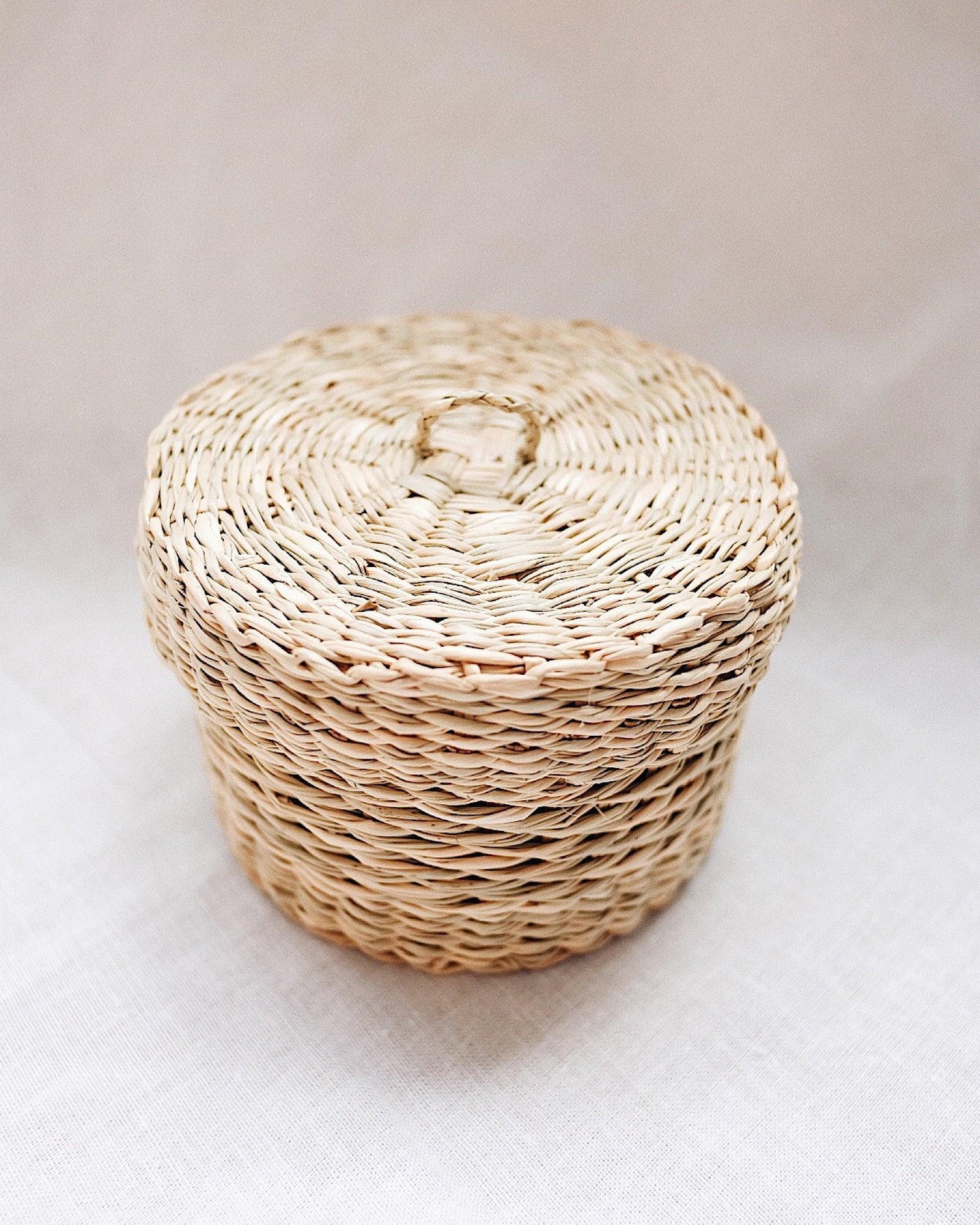 Sedge Storage Box with Lid | Olive & Iris