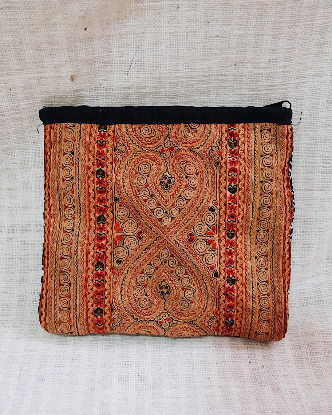 Vintage Hill Tribe Pouch - Olive & Iris 