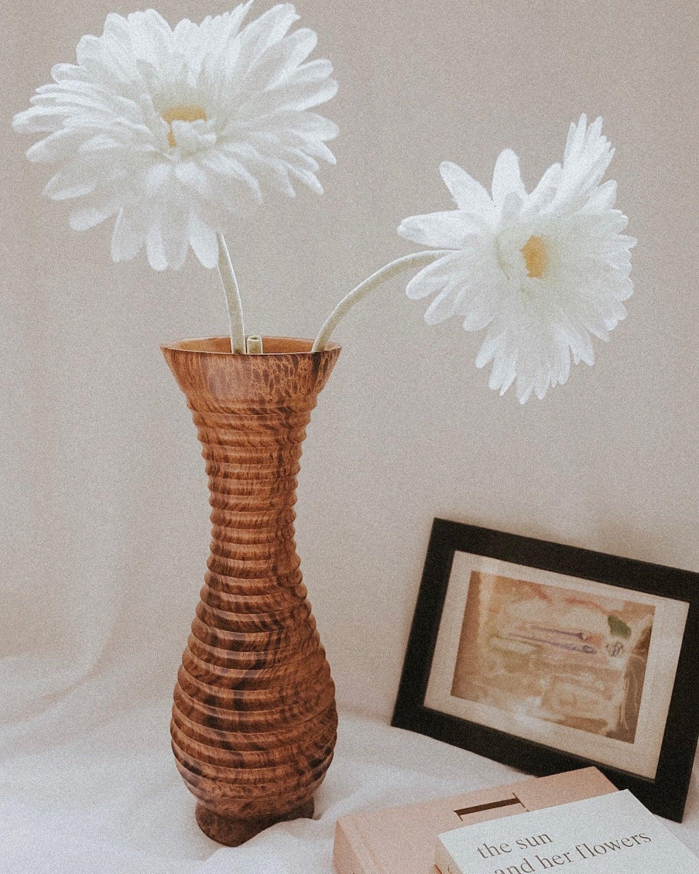 Wooden Vase | Olive & Iris