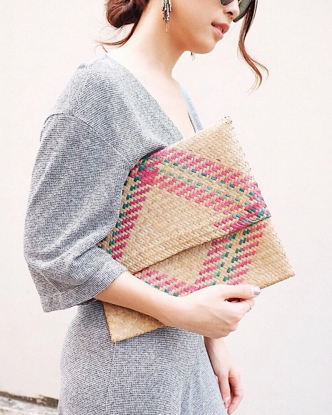 Honeysuckle seagrass woven straw Clutch - Olive & Iris